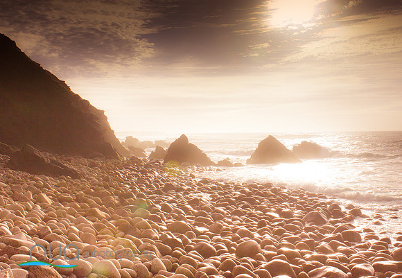 Bloody Foreland sunflare on boulders