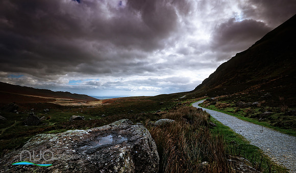 The path to Mahon Falls